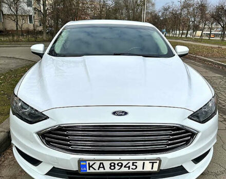 Белый Форд Фьюжн, объемом двигателя 2.49 л и пробегом 95 тыс. км за 12000 $, фото 4 на Automoto.ua