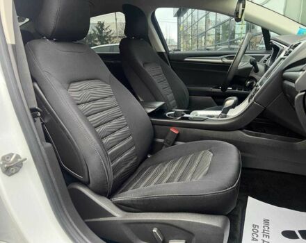 Білий Форд Фьюжен, об'ємом двигуна 2.5 л та пробігом 151 тис. км за 11200 $, фото 20 на Automoto.ua