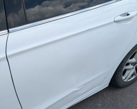 Білий Форд Фьюжен, об'ємом двигуна 2.5 л та пробігом 195 тис. км за 8400 $, фото 4 на Automoto.ua