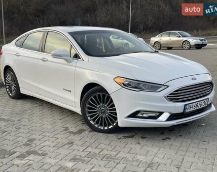 Белый Форд Фьюжн, объемом двигателя 2 л и пробегом 153 тыс. км за 13399 $, фото 30 на Automoto.ua