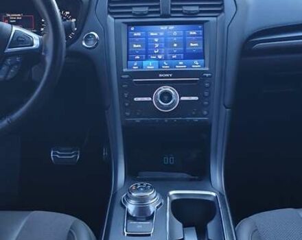 Білий Форд Фьюжен, об'ємом двигуна 2.69 л та пробігом 60 тис. км за 15200 $, фото 7 на Automoto.ua