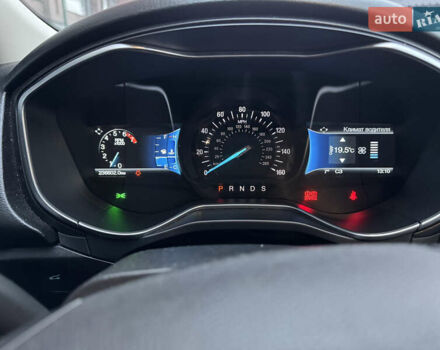 Білий Форд Фьюжен, об'ємом двигуна 2 л та пробігом 236 тис. км за 12999 $, фото 13 на Automoto.ua