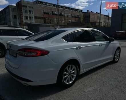 Форд Фьюжн 2016 в Полтаве на Automoto.ua Белый Форд Фьюжн, объемом двигателя 2.49 л и пробегом 153 тыс. км за 11200 $, фото 3 на Automoto.ua