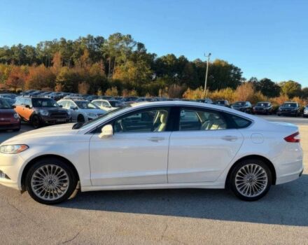 Белый Форд Фьюжн, объемом двигателя 2 л и пробегом 70 тыс. км за 9500 $, фото 3 на Automoto.ua