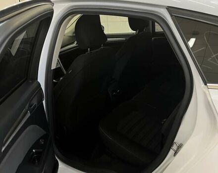 Форд Фьюжн 2016 в Полтаве на Automoto.ua Белый Форд Фьюжн, объемом двигателя 2.49 л и пробегом 153 тыс. км за 11200 $, фото 18 на Automoto.ua