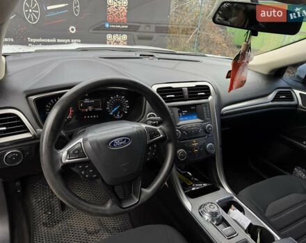 Белый Форд Фьюжн, объемом двигателя 2.49 л и пробегом 215 тыс. км за 8900 $, фото 8 на Automoto.ua