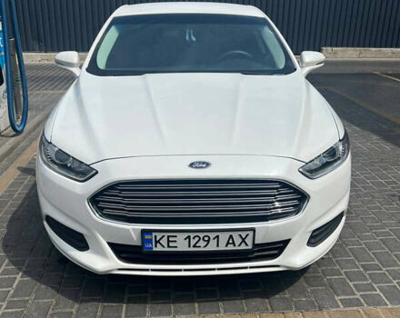 Белый Форд Фьюжн, объемом двигателя 2.5 л и пробегом 116 тыс. км за 11500 $, фото 7 на Automoto.ua