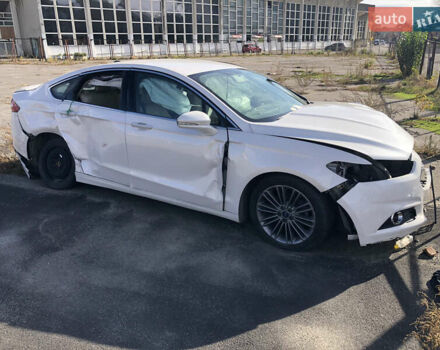 Форд Фьюжн 2016 в Виннице на Automoto.ua Белый Форд Фьюжн, объемом двигателя 2 л и пробегом 167 тыс. км за 4500 $, фото 3 на Automoto.ua