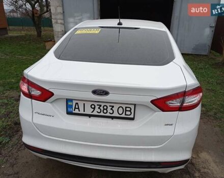 Білий Форд Фьюжен, об'ємом двигуна 2.49 л та пробігом 167 тис. км за 10900 $, фото 4 на Automoto.ua