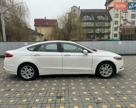 Белый Форд Фьюжн, объемом двигателя 2 л и пробегом 260 тыс. км за 13400 $, фото 4 на Automoto.ua