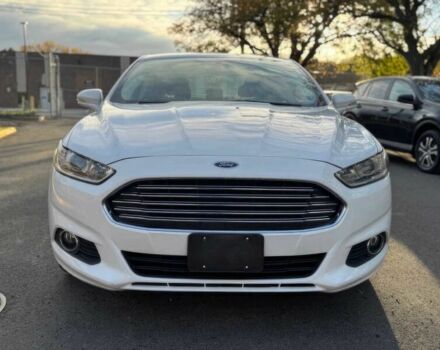 Білий Форд Фьюжен, об'ємом двигуна 2 л та пробігом 77 тис. км за 6200 $, фото 1 на Automoto.ua