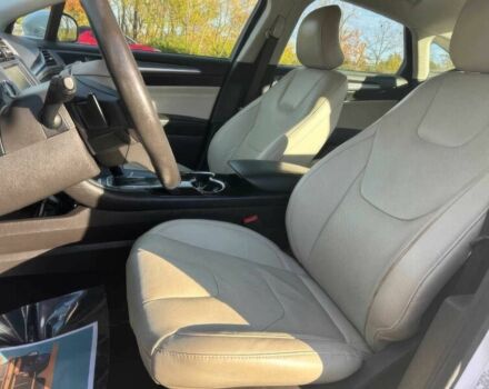 Белый Форд Фьюжн, объемом двигателя 2 л и пробегом 71 тыс. км за 4400 $, фото 5 на Automoto.ua