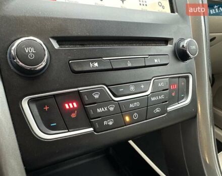 Белый Форд Фьюжн, объемом двигателя 2 л и пробегом 260 тыс. км за 13400 $, фото 21 на Automoto.ua