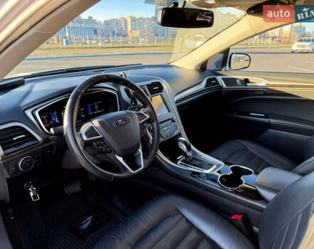 Белый Форд Фьюжн, объемом двигателя 2 л и пробегом 164 тыс. км за 13500 $, фото 14 на Automoto.ua