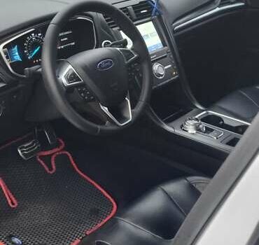 Белый Форд Фьюжн, объемом двигателя 2 л и пробегом 238 тыс. км за 11000 $, фото 8 на Automoto.ua