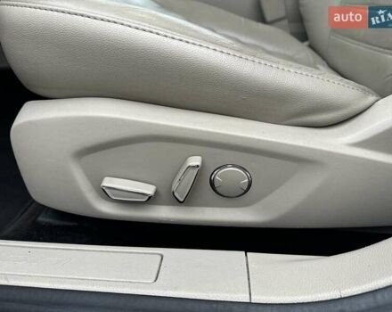 Белый Форд Фьюжн, объемом двигателя 2 л и пробегом 260 тыс. км за 13400 $, фото 19 на Automoto.ua