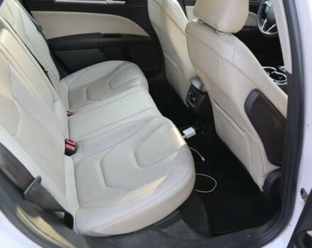 Білий Форд Фьюжен, об'ємом двигуна 0 л та пробігом 155 тис. км за 8100 $, фото 7 на Automoto.ua