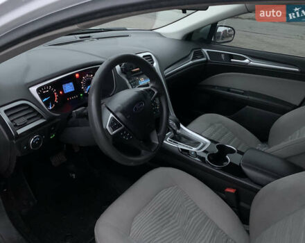 Белый Форд Фьюжн, объемом двигателя 2.5 л и пробегом 160 тыс. км за 10200 $, фото 7 на Automoto.ua