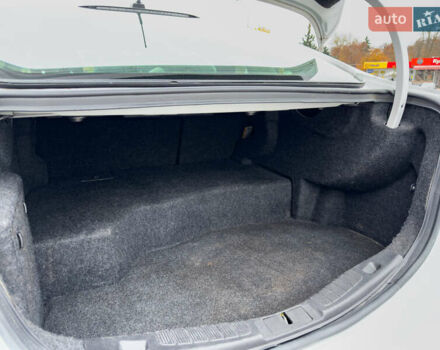 Белый Форд Фьюжн, объемом двигателя 2 л и пробегом 194 тыс. км за 13500 $, фото 34 на Automoto.ua