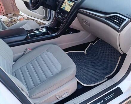 Форд Фьюжен 2016 у Львові на Automoto.ua Білий Форд Фьюжен, об'ємом двигуна 2.49 л та пробігом 112 тис. км за 12500 $, фото 7 на Automoto.ua