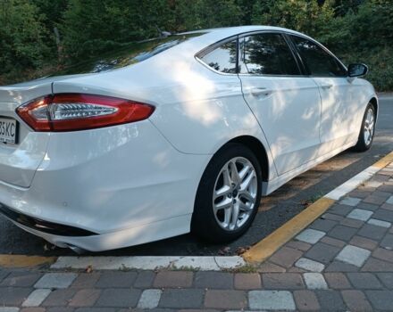 Белый Форд Фьюжн, объемом двигателя 2.5 л и пробегом 138 тыс. км за 12000 $, фото 13 на Automoto.ua