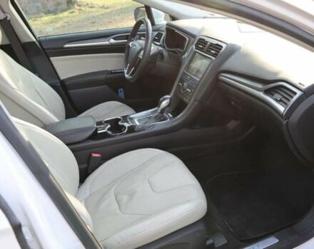 Білий Форд Фьюжен, об'ємом двигуна 0 л та пробігом 155 тис. км за 8100 $, фото 6 на Automoto.ua