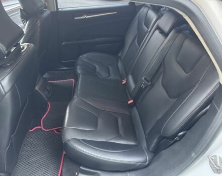 Белый Форд Фьюжн, объемом двигателя 2 л и пробегом 236 тыс. км за 13499 $, фото 12 на Automoto.ua