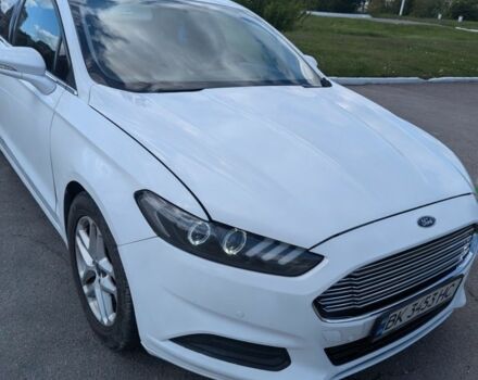 Білий Форд Фьюжен, об'ємом двигуна 2.5 л та пробігом 195 тис. км за 8400 $, фото 1 на Automoto.ua