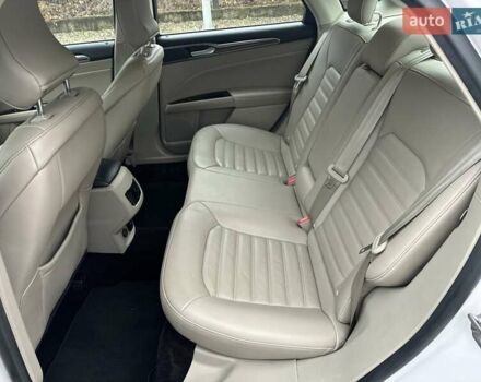 Белый Форд Фьюжн, объемом двигателя 2 л и пробегом 260 тыс. км за 13400 $, фото 24 на Automoto.ua