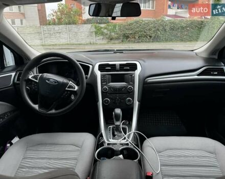 Белый Форд Фьюжн, объемом двигателя 2.4 л и пробегом 190 тыс. км за 10500 $, фото 2 на Automoto.ua