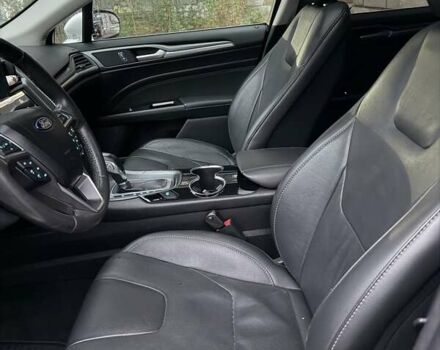 Белый Форд Фьюжн, объемом двигателя 2 л и пробегом 144 тыс. км за 14300 $, фото 3 на Automoto.ua