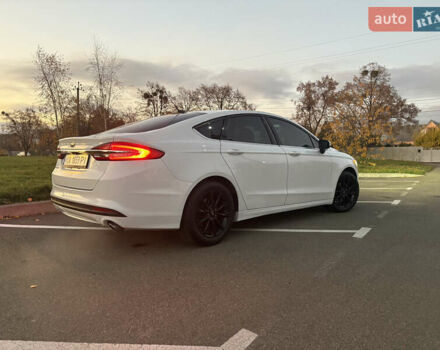 Белый Форд Фьюжн, объемом двигателя 2.49 л и пробегом 190 тыс. км за 11200 $, фото 13 на Automoto.ua