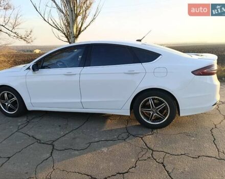 Белый Форд Фьюжн, объемом двигателя 1.5 л и пробегом 182 тыс. км за 9800 $, фото 3 на Automoto.ua