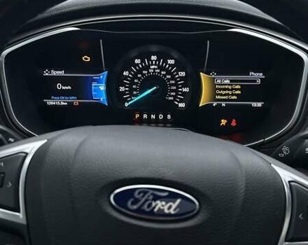 Білий Форд Фьюжен, об'ємом двигуна 2 л та пробігом 126 тис. км за 12000 $, фото 19 на Automoto.ua