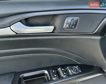 Белый Форд Фьюжн, объемом двигателя 2 л и пробегом 84 тыс. км за 10600 $, фото 13 на Automoto.ua