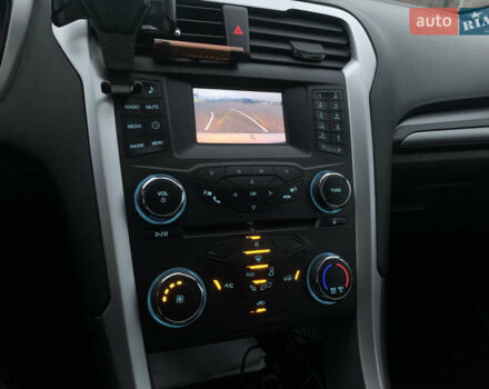 Белый Форд Фьюжн, объемом двигателя 2.5 л и пробегом 160 тыс. км за 10200 $, фото 22 на Automoto.ua