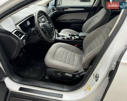 Белый Форд Фьюжн, объемом двигателя 2.4 л и пробегом 190 тыс. км за 10500 $, фото 4 на Automoto.ua