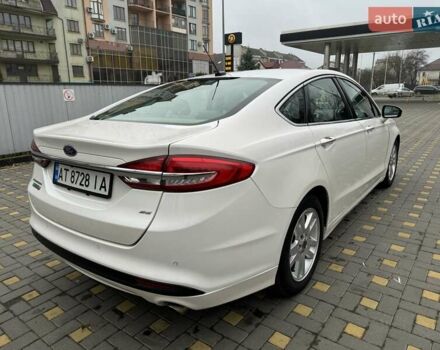 Белый Форд Фьюжн, объемом двигателя 2 л и пробегом 260 тыс. км за 13400 $, фото 6 на Automoto.ua