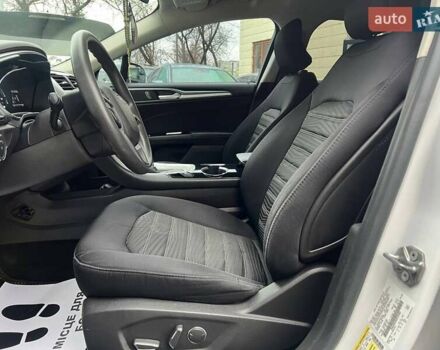 Білий Форд Фьюжен, об'ємом двигуна 2.5 л та пробігом 151 тис. км за 11200 $, фото 9 на Automoto.ua