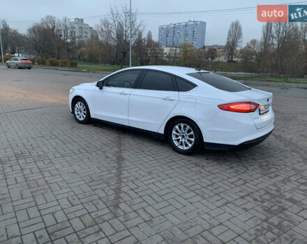 Белый Форд Фьюжн, объемом двигателя 2.5 л и пробегом 160 тыс. км за 10200 $, фото 1 на Automoto.ua