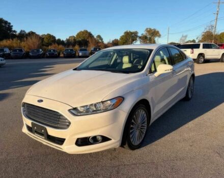 Белый Форд Фьюжн, объемом двигателя 2 л и пробегом 70 тыс. км за 9500 $, фото 2 на Automoto.ua