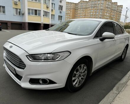 Білий Форд Фьюжен, об'ємом двигуна 2.5 л та пробігом 190 тис. км за 9800 $, фото 6 на Automoto.ua