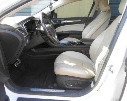 Білий Форд Фьюжен, об'ємом двигуна 2 л та пробігом 80 тис. км за 4800 $, фото 9 на Automoto.ua