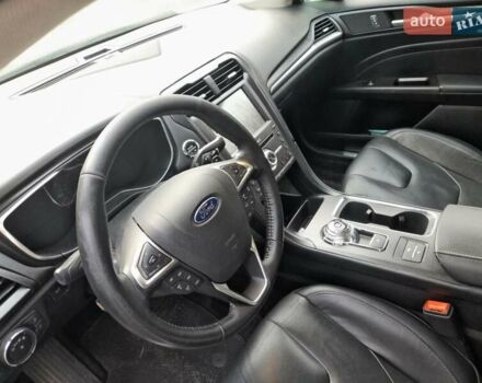 Білий Форд Фьюжен, об'ємом двигуна 2 л та пробігом 95 тис. км за 13500 $, фото 6 на Automoto.ua