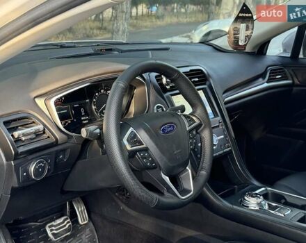 Белый Форд Фьюжн, объемом двигателя 2 л и пробегом 84 тыс. км за 10600 $, фото 11 на Automoto.ua