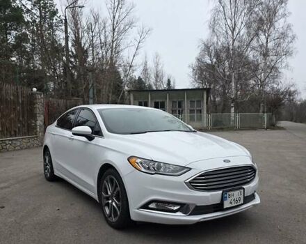 Білий Форд Фьюжен, об'ємом двигуна 2.49 л та пробігом 65 тис. км за 15500 $, фото 9 на Automoto.ua