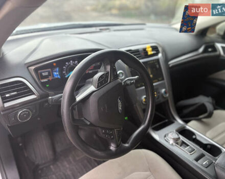 Белый Форд Фьюжн, объемом двигателя 2.49 л и пробегом 190 тыс. км за 11200 $, фото 5 на Automoto.ua