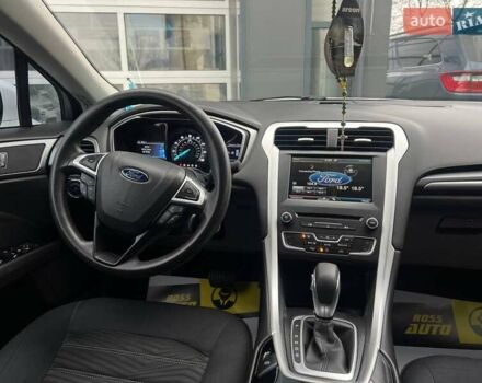 Білий Форд Фьюжен, об'ємом двигуна 2.5 л та пробігом 151 тис. км за 11200 $, фото 13 на Automoto.ua