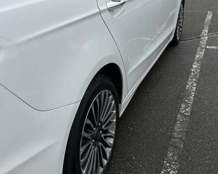 Білий Форд Фьюжен, об'ємом двигуна 2 л та пробігом 126 тис. км за 12000 $, фото 9 на Automoto.ua