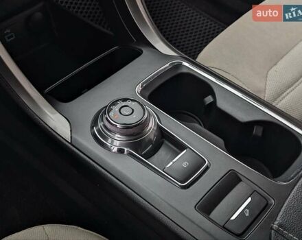 Белый Форд Фьюжн, объемом двигателя 2.5 л и пробегом 127 тыс. км за 10500 $, фото 11 на Automoto.ua